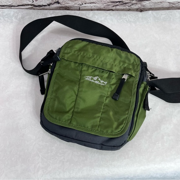 Eddie Bauer Bags Vintage Eddie Bauer Crossbody Bag Nylon Green And